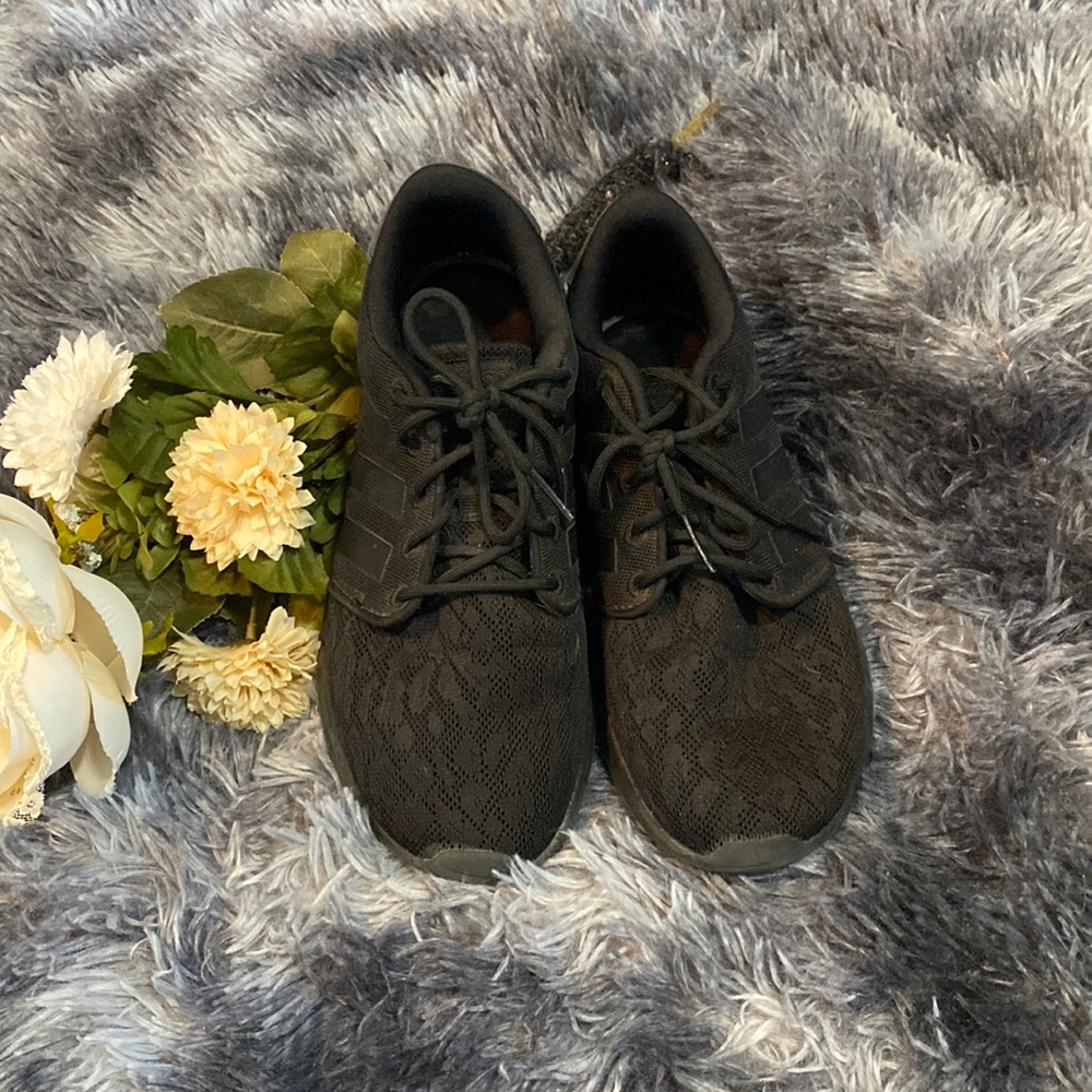 Adidas women’s running shoes